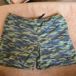 Patagonia Green and Black Board Shorts Quick-Dry Swimwear